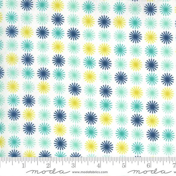 Flowers for Freya, Cloud Multi, 25cm cut WOF